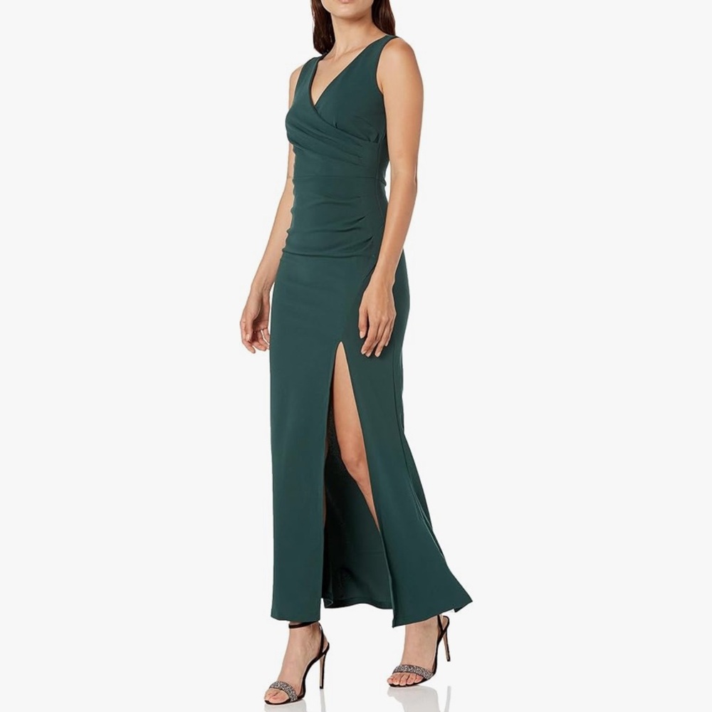 NWT Elegant Hunter Green Sleeveless Maxi Dress - Picture 1 of 8